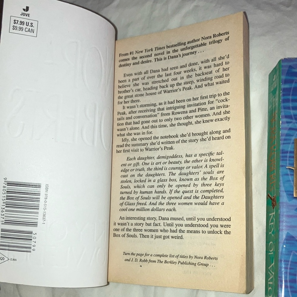 Nora Roberts Key Trilogy Books set of 2 - Picture 3 of 5